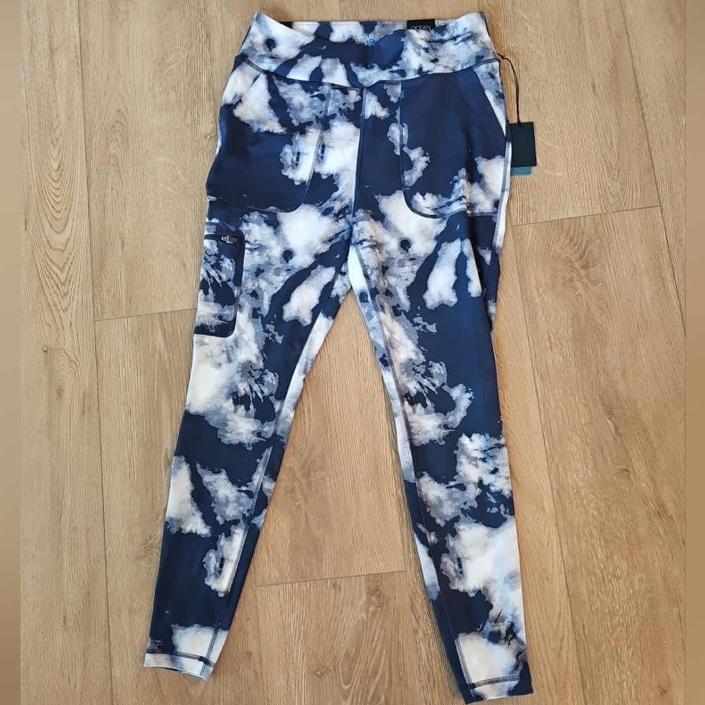 Ocean + Coast Leggings Blue White Women’s Large NWT Quick Dry Moisture Wicking